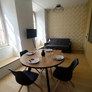  Appartement Chez David - T2 Neuf Dans Centre Historique